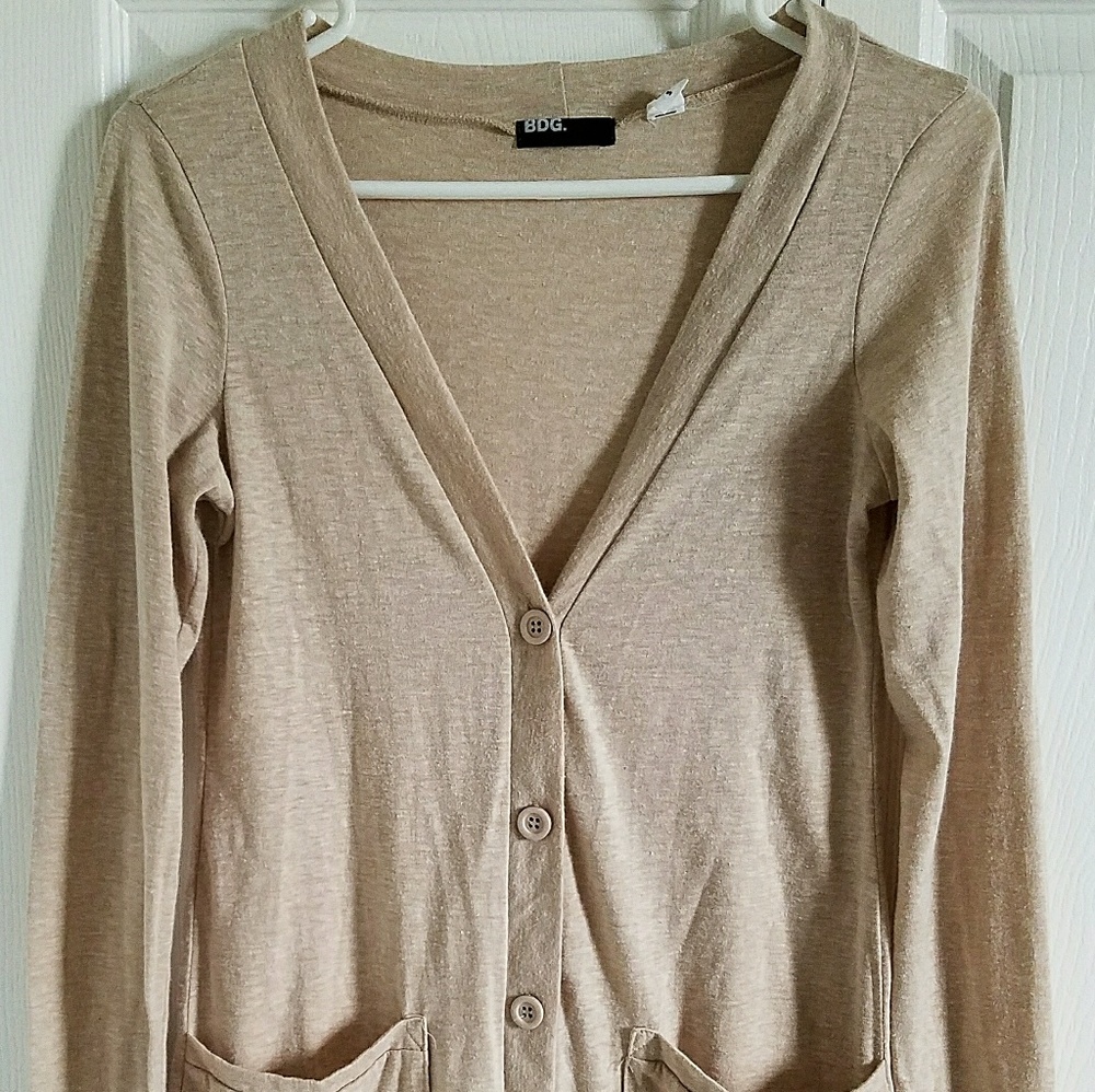 🦊 BDG Cream Cardigan Sweater V Neck w/ Pockets